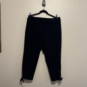 Black Cropped Pants with Bow Detail